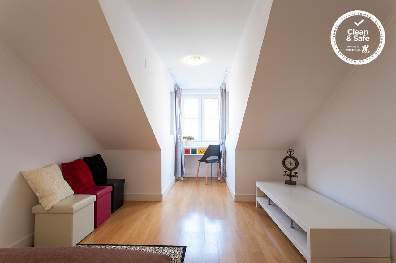 Santa Justa Suites By Homing Lisboa Εξωτερικό φωτογραφία
